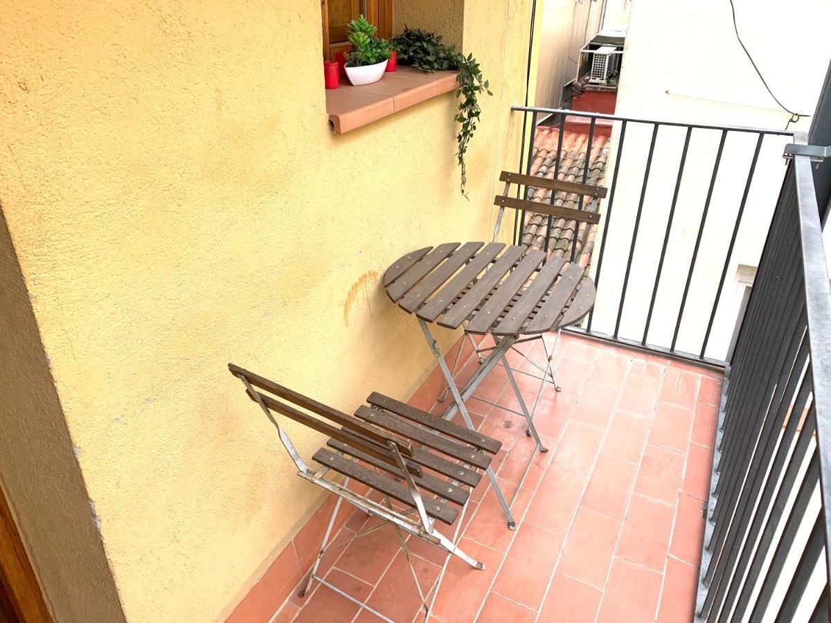 Apartment Next To Ramblas Barcelona Exterior photo